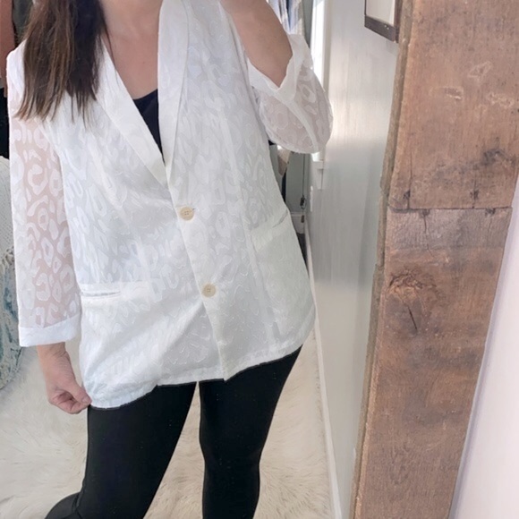 Jodifl white jacket size medium new with tags - Picture 2 of 7